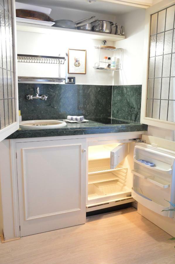 Historic Center - Elegant With Charming Antiques - Raffaello Apartamento